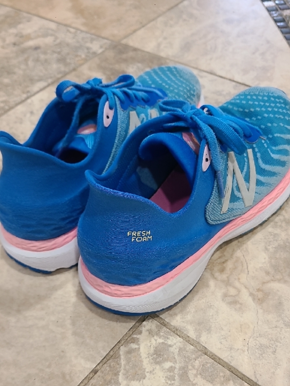 New Balance Blue and Pink Women's Running Shoes - Picture 4 of 10